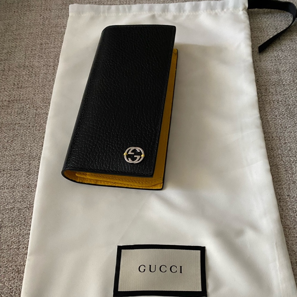 Gucci wallet